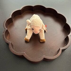 Ty Beanie Babies Collection ~ 1999 Ewey In Display Case